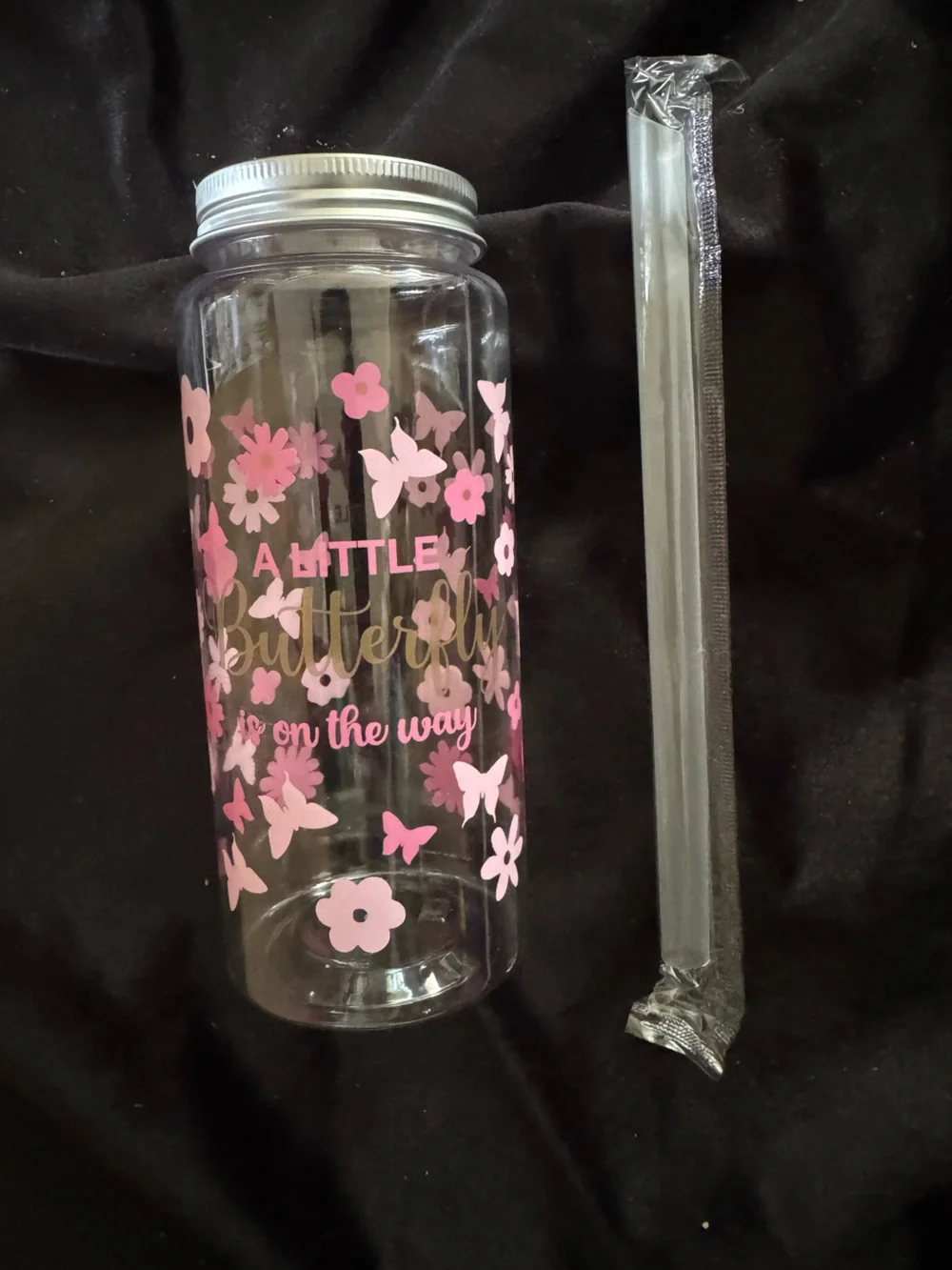 Girls baby shower favors Floral Butterfly plastic cups with lids & straws 23 NWT